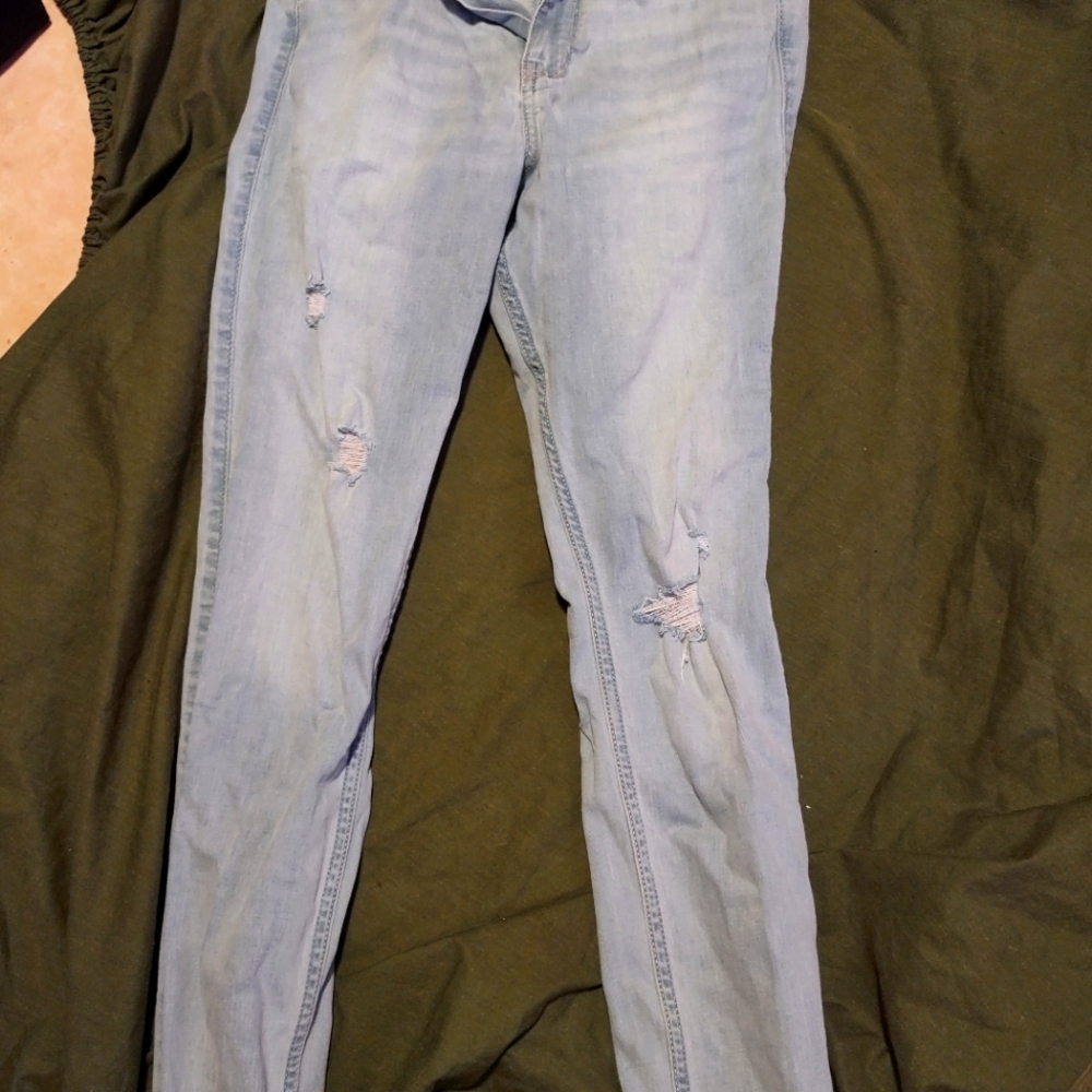 Hollister light denim ripped skinny jeans